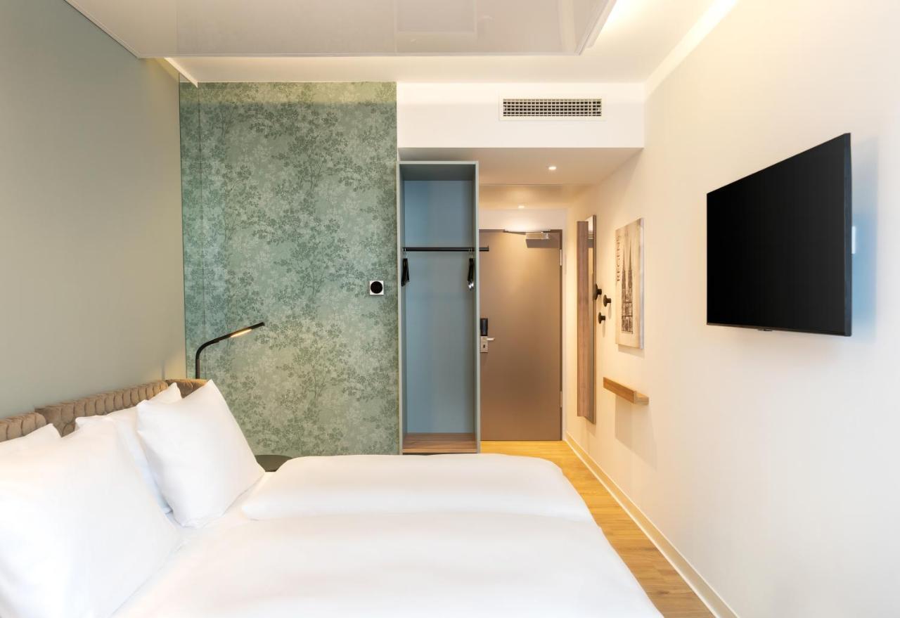Elaya Hotel Regensburg City Center Exterior photo
